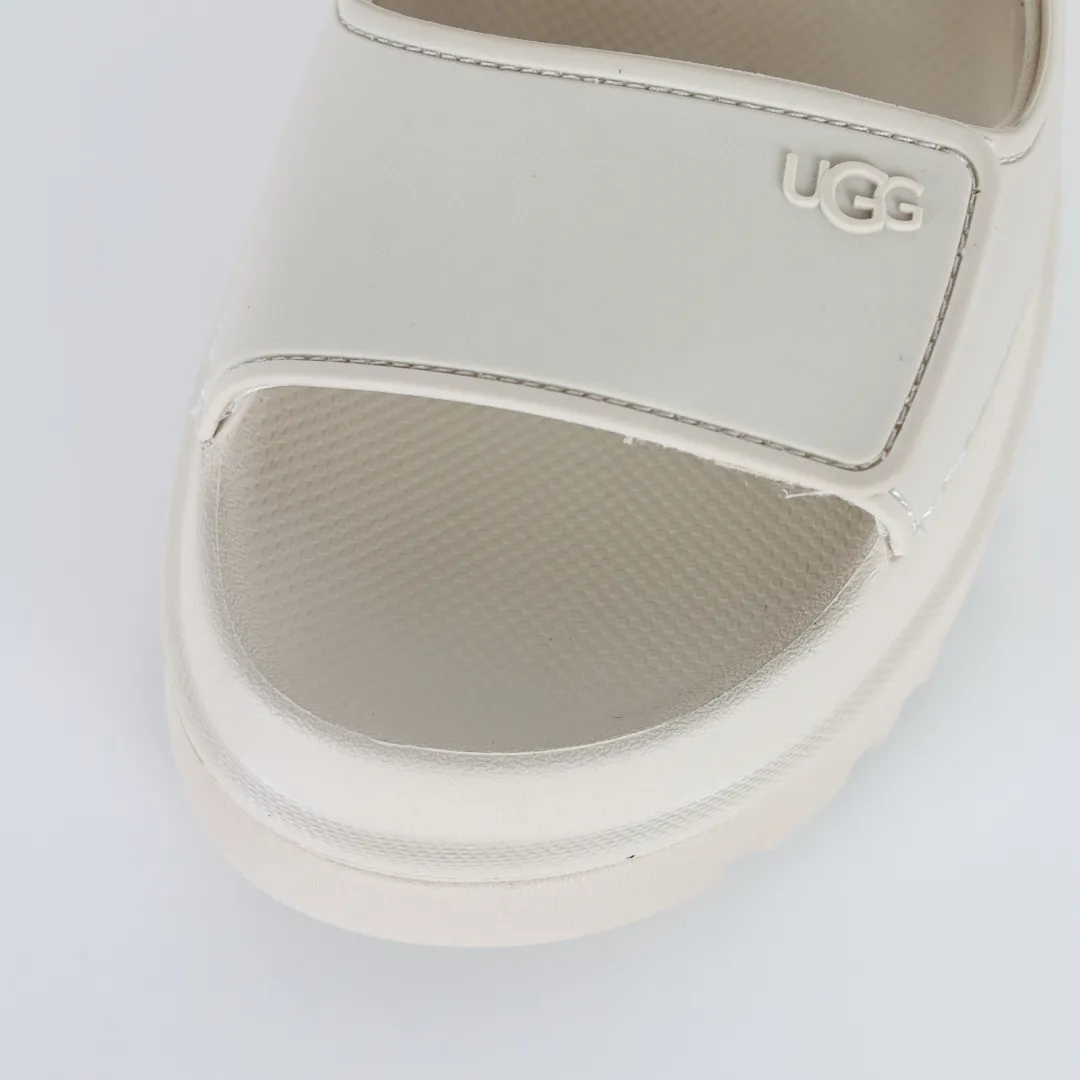 Copy price 💰560 Core recommendation Good price UGG Velcro slippers sandals summer versatile slippers soft sole non-slip beach thick sole casual elegant sandals The style of UGG sandals is really nice. It is suitable for all ages. The soles are made of super lightweight EVA foam. The classic material of U family can be said to be "light" to let you enjoy a different naked feeling. It is one of the most worth buying sandals in history. I guarantee you will not regret the series. Original OEM production Y products are available now. Size: 35 36 37 38 39 40